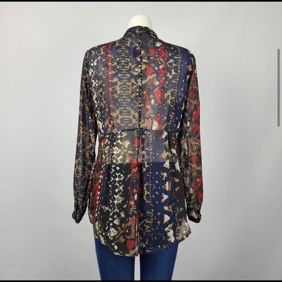 Sandwich Fashion Front Button Sheer Pattern Blouse - Picture 6 of 10